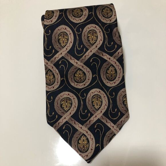 Albert Nipon Tie   - Picture 1 of 3
